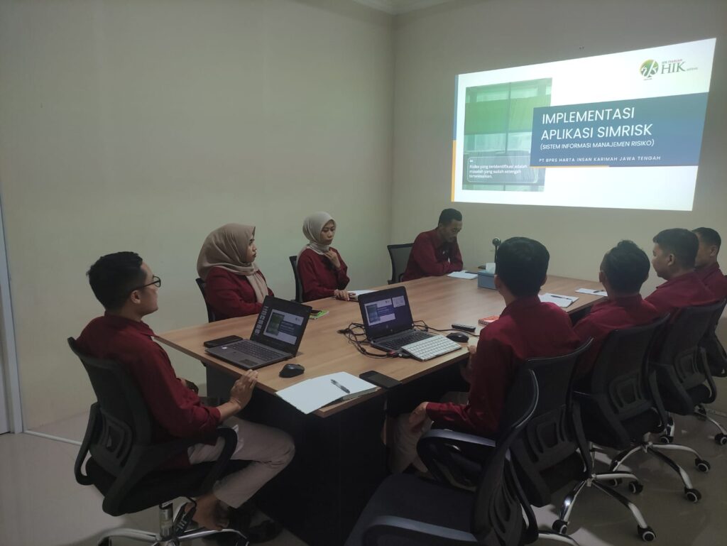 PT BPRS HIK Jawa Tengah Gelar Sosialisasi Implementasi Aplikasi SIMRISK
